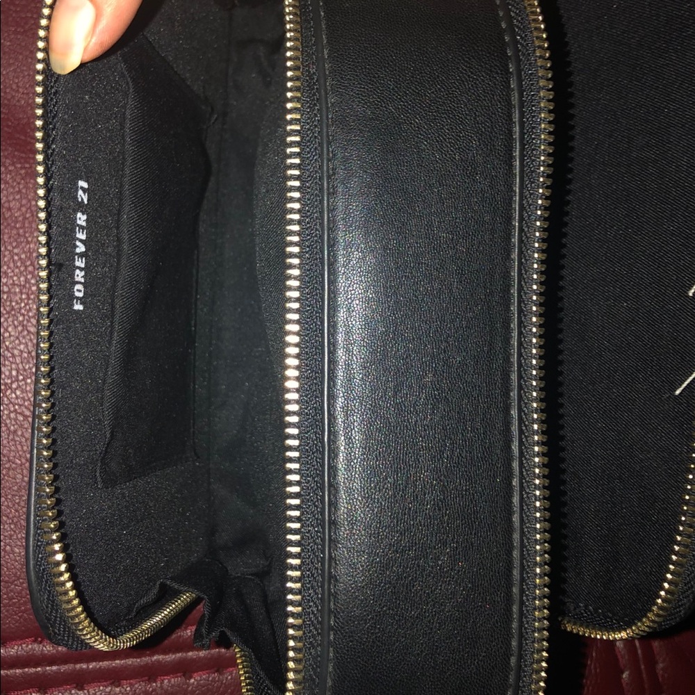 Black Forever 21 crossbody